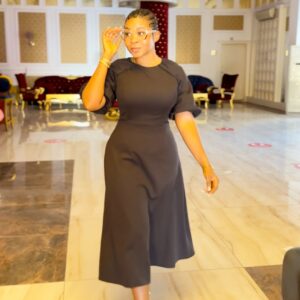 PRESIDENTIAL OPEN BACK GOWN