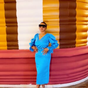 CLASSIC FAB PUFF SLEEVES GOWN