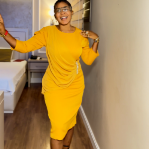 ELEGANCE UNVIEL  LUXURY DRESS