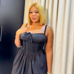 TIWA CLASSY SHORT GOWN