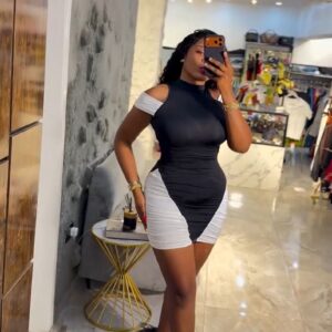 DRESS IN MONOCHRO